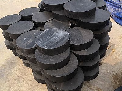 岳阳县板式橡胶支座由若干层橡胶片与薄钢板经加压硫化